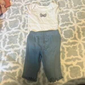 Carter’s baby girl outfit 3 month